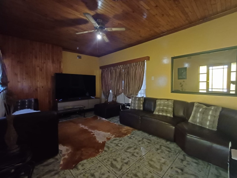 4 Bedroom Property for Sale in Dawkinsville North West